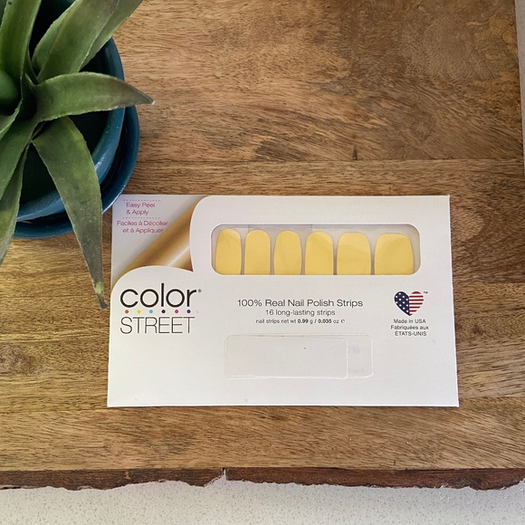 Colour Street Belgian Buttercup Nail Polish Strips - Picture 2 of 5